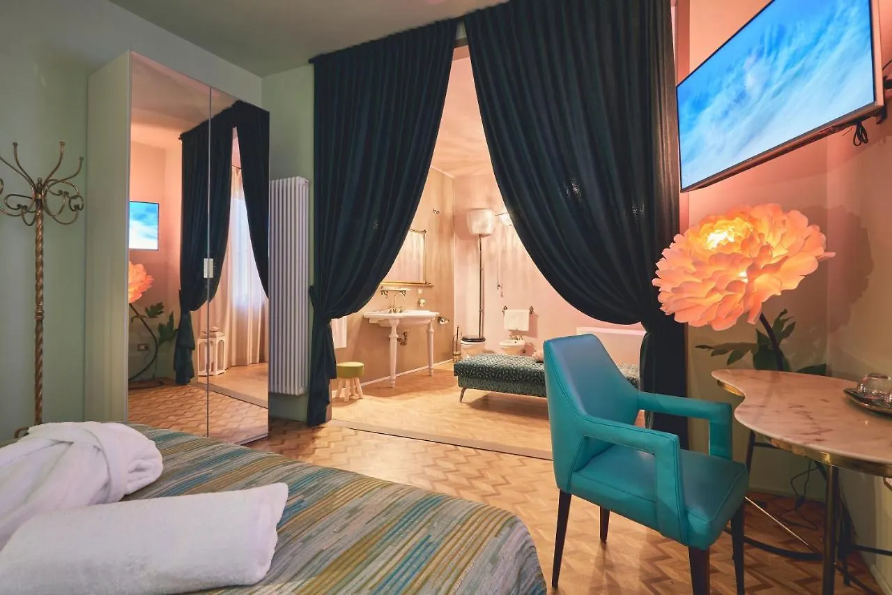 Le Stagioni Luxury Suite Форли 0*,  Италия
