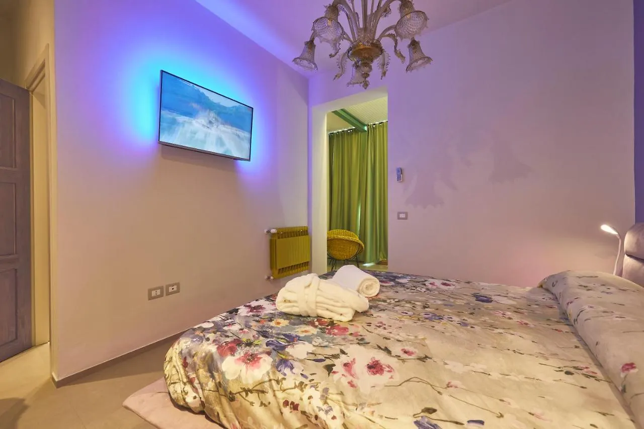Le Stagioni Luxury Suite Форли 0*,